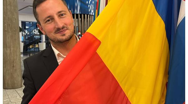 Europarlamentarul Nicu Ștefănuță a demisionat din USR: "Nu pot gira direcția partidului"