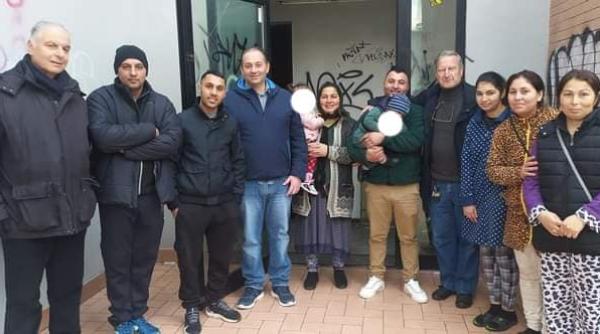 Revoltă în Italia. Hotel din Roma, ocupat abuziv de 20 de români, inclusiv copii mici: "Trimiteți-i de unde au venit" (FOTO)