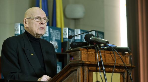A murit academicianul Răzvan Theodorescu, vicepreședintele Academiei Române