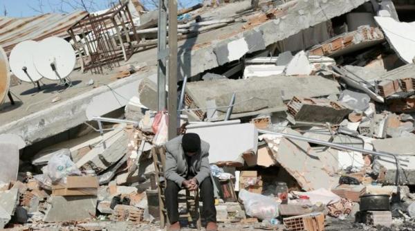 Cutremur în Turcia. Supraviețuitorii, tot mai furioşi pe Guvern: „Mă tem că o să fiu arestat pentru că spun asta”