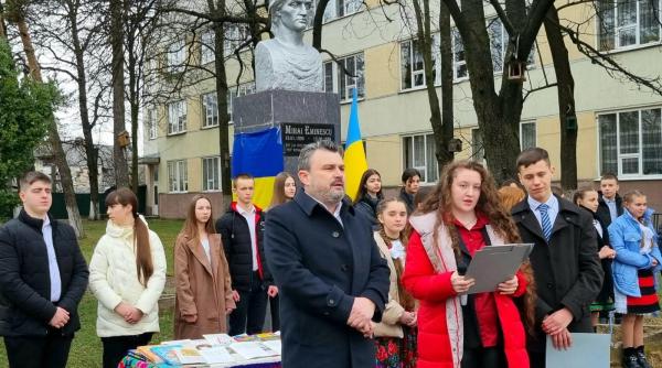 Românii care trăiesc în Ucraina, vizitaţi de şeful Departamentului pentru Românii de Pretutindeni