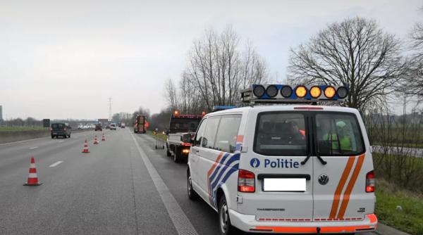 Un muncitor român s-a stins la serviciu, în Belgia. Un camion l-a izbit din plin: „Mi-am dat seama că am lovit ceva și m-am întors să văd ce s-a întâmplat”