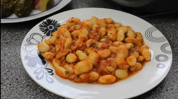 Gătește corect fasolea uscată și tare: Trucurile bunicii pentru a obține cel mai delicios preparat de post