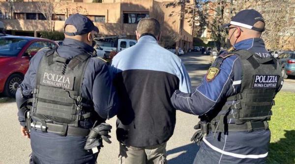 Italia. Un român - „coșmarul de la Conca d'Oro“: Bărbatul de 73 de ani, prins în flagrant de polițiști deghizați