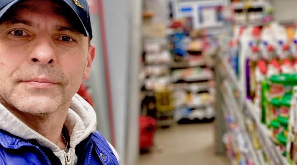 Revoluția caselor de marcat. Românii, enervați de dispariția casierilor. Dan Negru: „Suntem toți pacăliți”