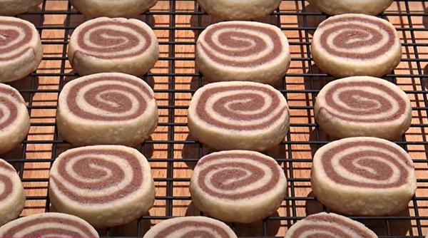 Fursecuri cu portocale, moi și gustoase. Un desert perfect pentru toată familia