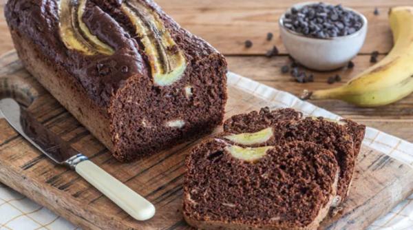 Banana bread cu ciocolată - o variantă superbă a celebrului desert american