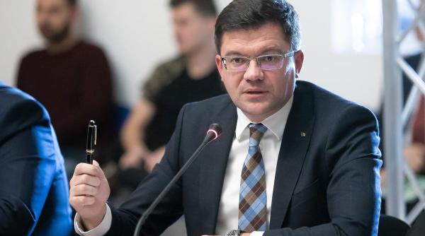 Dosarul "Tabla": ICCJ restituie la DNA dosarul în care fostul ministru Costel Alexe este acuzat de corupţie