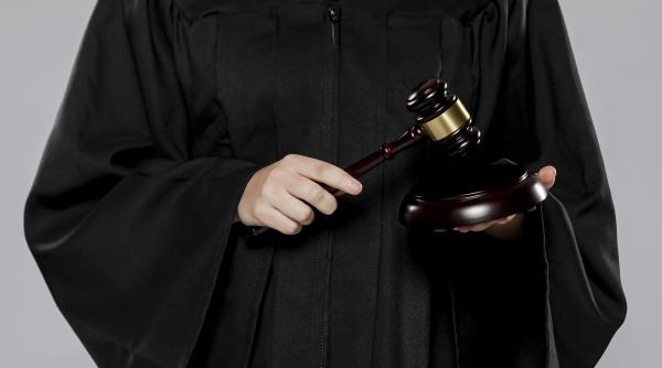 38 de români, angajați nelegal în Belgia. Un bărbat riscă 200.000 de euro amendă: „Cu alte cuvinte, era o firmă fantomă“