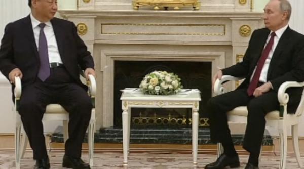 Vladimir Putin îi transmite lui Xi Jinping că este pregătit să discute despre planul de pace chinez