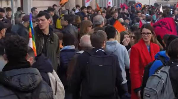 Italia. Zeci de mii de persoane au protestat în Milano: „Cerem dreptate şi adevăr!” - VIDEO
