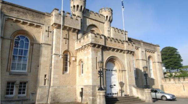 Sfârșit tragic pentru un român care își vizita familia în Anglia: Eugen a căzut pe scări