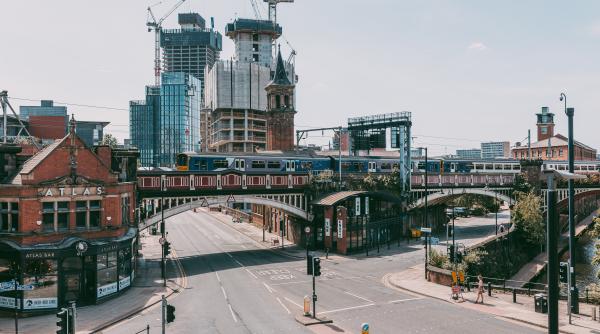 Manchester devine primul oraș din Marea Britanie care taxează turiștii pentru vizitare