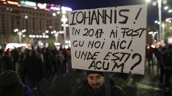 Protest în Piața Victoriei față de pragul pentru abuz în serviciu, votat în Senat - FOTO/VIDEO