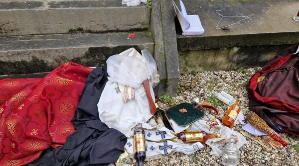 Românii din Olanda, furioși după ce prima biserică românească de aici a fost pângărită și furată: "Ne temem că se vor întoarce" / FOTO