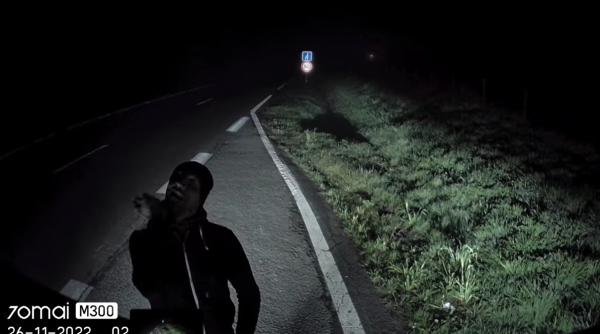 Șoferi români, surprinși la furat de motorină din TIR-uri, în Franța. Au amenințat un echipaj cu cuțitul: „sunt animale sălbatice“ (VIDEO)