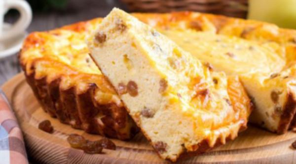 Pască fără aluat, rețeta simplă. Uită de frământare și bucură-te de un deliciu la masa de Paște!