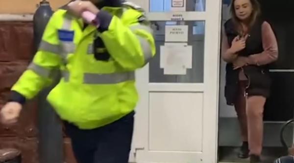 Angajata MAPN care s-a urcat beată la volan și a lovit un bătrân a fost arestată 