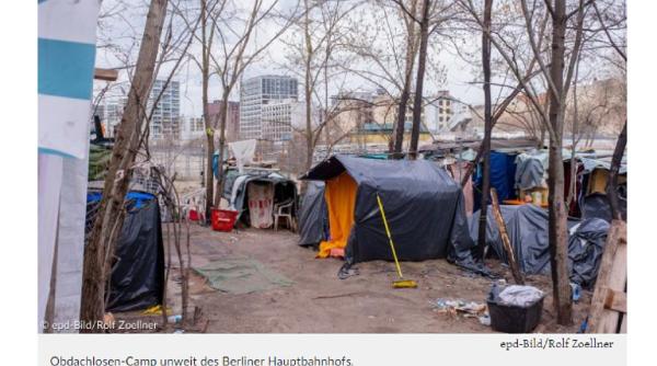 Germania. Zeci de români, la un pas să fie evacuați dintr-o tabără din Berlin: „Sunt supuși discriminării de ani de zile”