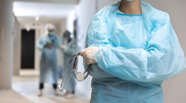 Doctorul care a refolosit stimulatoare cardiace de la cadavre, în arest preventiv