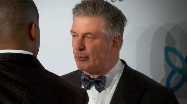 Împuşcare fatală pe platoul de filmare: Cercetările împotriva lui Alec Baldwin, abandonate oficial