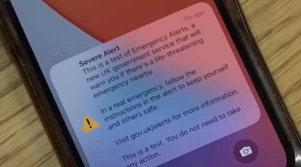 Alarma "Armageddon" s-a declanșat pe telefoanele din Marea Britanie. Oamenii au rămas împietriți