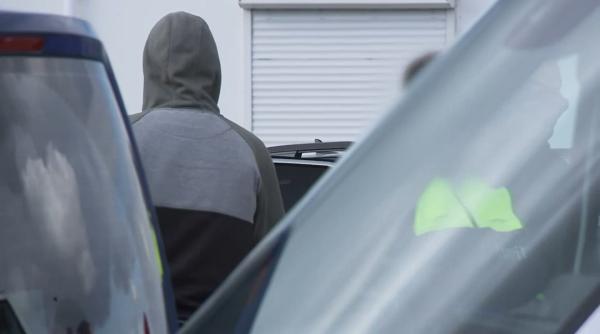 Nicu, tatăl vitreg suspectat în ancheta privind moartea lui Raul, extrădat astăzi în Belgia