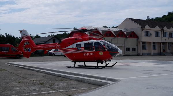 Un microbuz școlar s-a ciocnit cu un autoturism la Buzău. S-a activat Planul Roșu de Intervenție