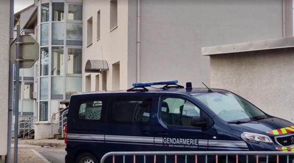 Franța. Fetiță româncă de numai 5 ani dispărută, găsită la 100 de metri de casă, goală și fără viață, într-un sac de gunoi: Un adolescent arestat