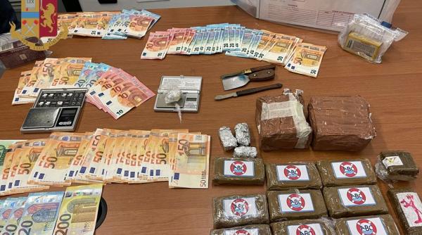 Spania. O rețea criminală, printre care și români, care transporta droguri din America de Sud a fost destructurată în Valencia