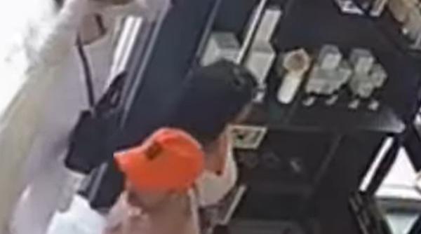 SUA. Patru români, mai bogați cu un milion de dolari prin tehnica „sleight-of-hand”. Cum au fost prinși conaționalii