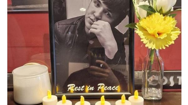 Anglia. Tânăr fotbalist român, sfârșit cumplit într-un lac. Cu trei săptămâni înainte a fost bătut: Familia lui Nicolae insistă că atacul și moartea sunt legate