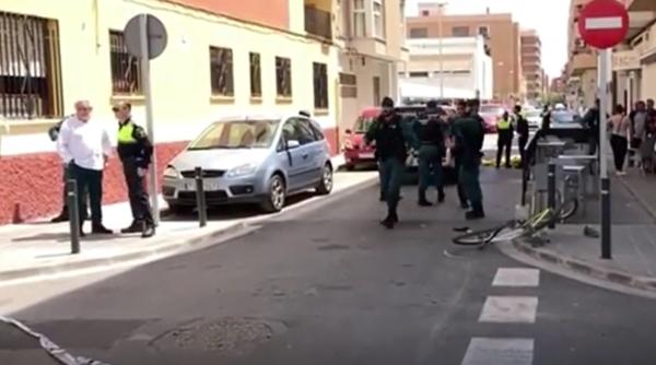 Spania. Părinți români, împietriți de durere după ce fiul lor, care era pe o bicicletă, a fost accidentat mortal de un șofer care fugea de Poliție