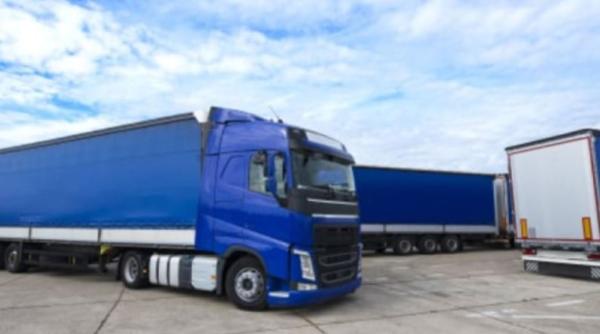 Aglomerație și nervi: Coadă de camioane de 10 ore la intrarea în România, în vama Negru Vodă 