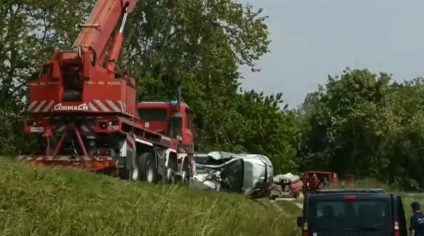 Italia. Un român, găsit mort în automobilul care s-a prăbușit într-un canal