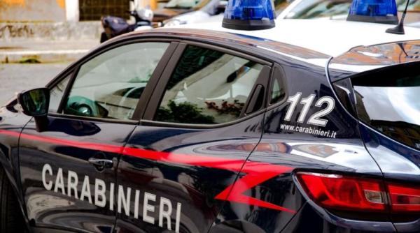 Român, evadat din arest la domiciliu, prins de carabinieri. Ieșise la o plimbare pe la barurile din centrul unei localități din Italia