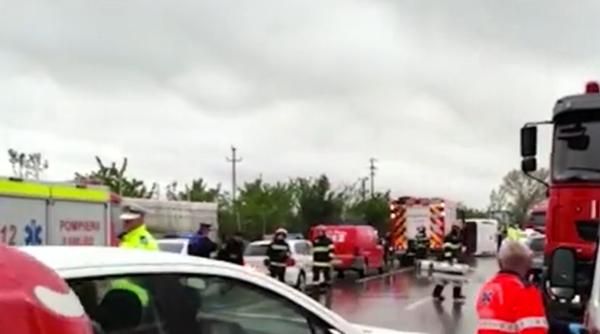 Mărturiile muncitorilor români din autocarul care s-a răsturnat pe „drumul morții”: „O fracţiune de secundă, şi de-acolo dezastru”