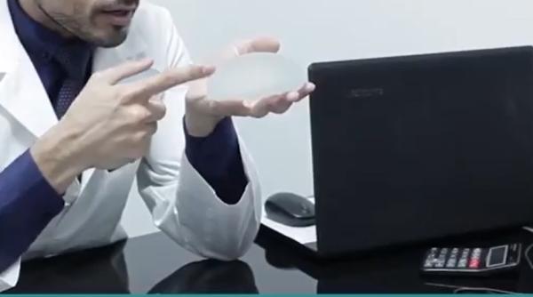 O româncă venită din străinătate a ajuns la Urgențe după ce i-a explodat un sân, în urma unui accident