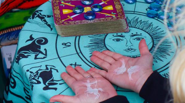 Horoscopul norocului. Descoperă domeniile cu cele mai bune șanse de succes pentru fiecare zodie