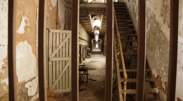 Ororile din închisorile din China - munca forțată 14 ore pe zi pentru 3 linguri de orez. Marius Balo: "Dacă nu faci norma, ești pedepsit" - VIDEO