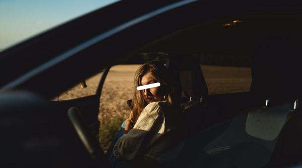 Spania. Un român a fost prins de poliție în timp ce o abuza pe fiica partenerei sale într-o mașină din Sevilla