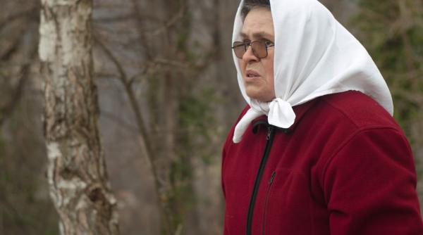 Bătrânii din Austria, speriați de polițiști falși cu "hoții români". O pensionară a dus 30.000 de euro în cimitir și a rămas fără toți banii