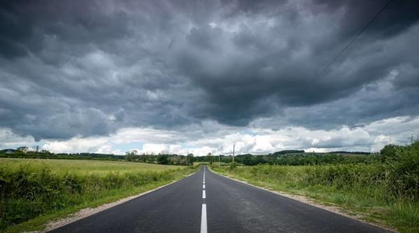 Prognoza meteo 29 mai - 11 iunie. Încă nu scăpăm de ploi şi vijelii