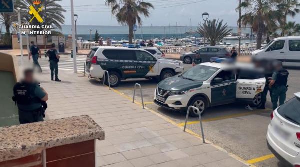 Spania. Rețea infracțională, destructurată. Infractorii, ajutați de o româncă, să trimită marijuana prin poștă din Alicante în Irlanda