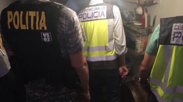 Muncitori străini, exploatați de români pe câmpurile din Almeria: Poliția Română și Garda Civilă spaniolă, acțiune comună