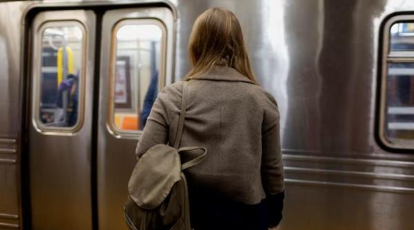 Presa spaniolă: O româncă a oprit un tren. Lavinia a reacționat după ce un conațional își amenința iubita la telefon