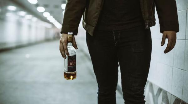 Germania. Român exbitionist, reținut în gara Rosenheim. Bărbatul ar fi molestat două minore