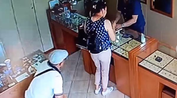 Grecia. Românii „Bonnie și Clyde”, spaima proprietarilor de magazine de bijuterii, prinși când erau la un pas să se urce pe feribot