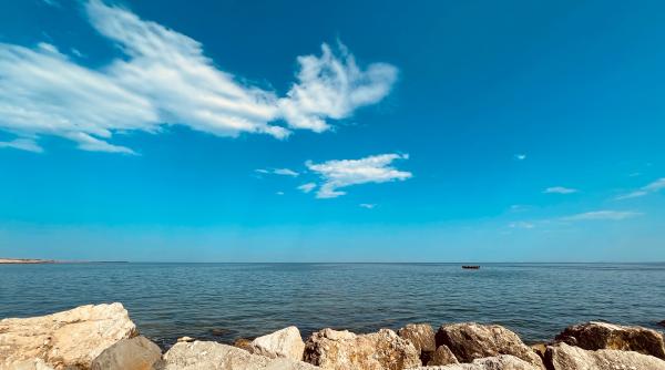 Avertisment de holeră în Marea Neagră: Poluarea s-ar putea extinde pe litoralul românesc în decurs de două săptămâni