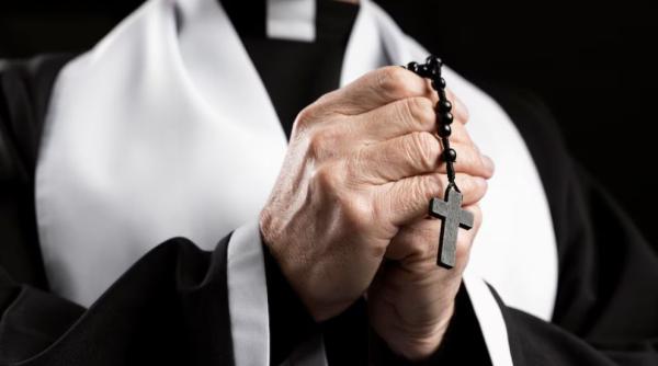 Românul din Italia care a terorizat un preot în Pescara, săltat de carabinieri